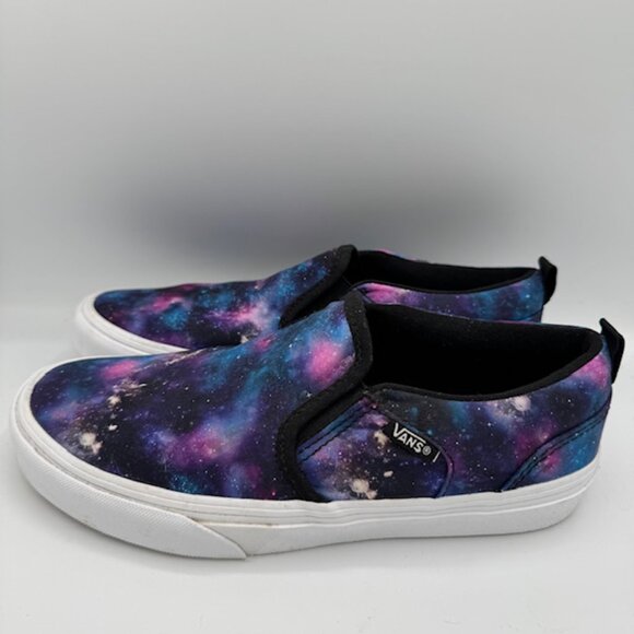 Van's Women's (Missy) Galaxy Theme Slip On Canvas Sneaker Size 5 - Picture 1 of 7